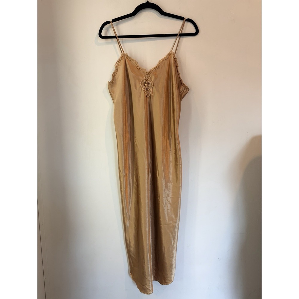 Vintage California‎ Dynasty Liquid Satin Chemise Gown Slip Medium Lace Trim Gold